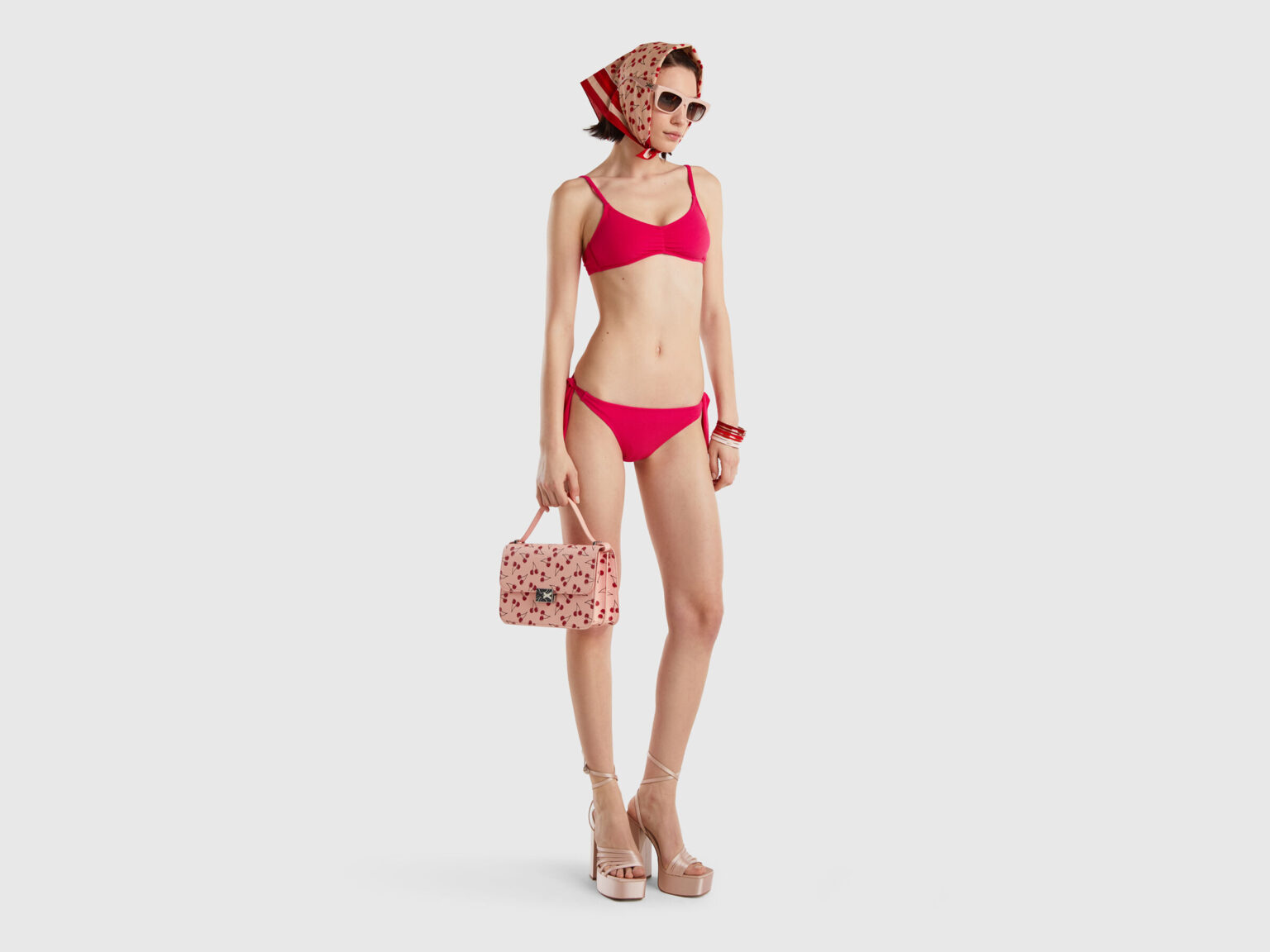 Bikini Fucsia Con Top A Canotta Benetton Estate