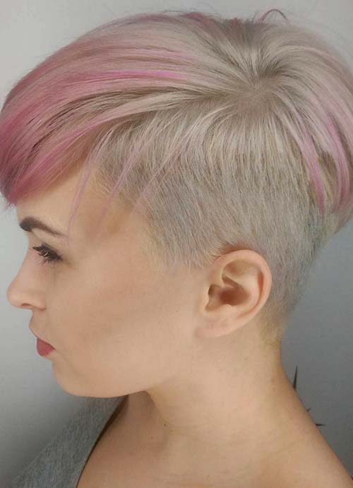 Taglio capelli corti undercut rasati ai lati rosa pallido - Lei Trendy