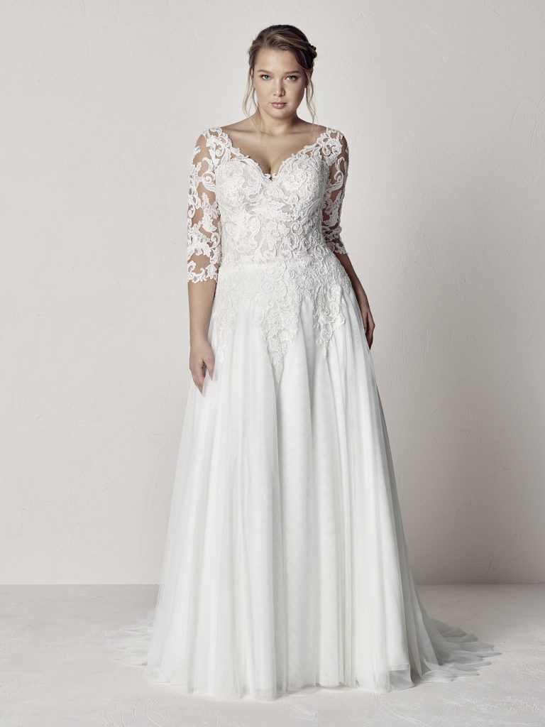 Abiti da Sposa Taglie Forti 2019: Collezione Pronovias Plus